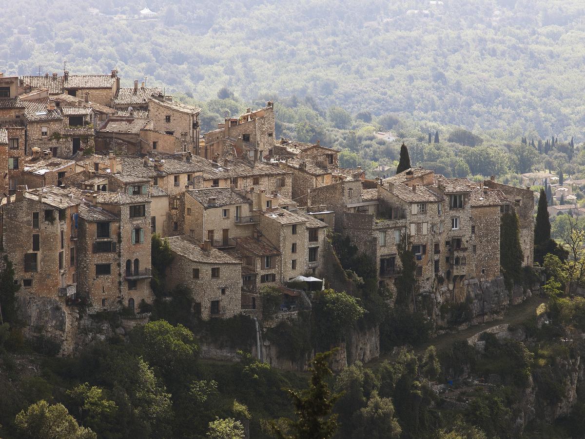 Auberge De Tourrettes Exterior photo